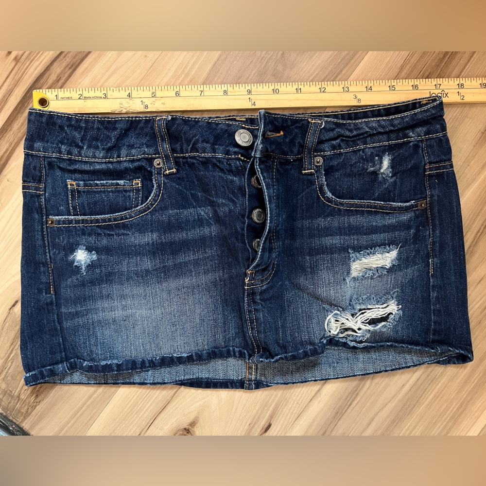 American Eagle button fly Jean skirt